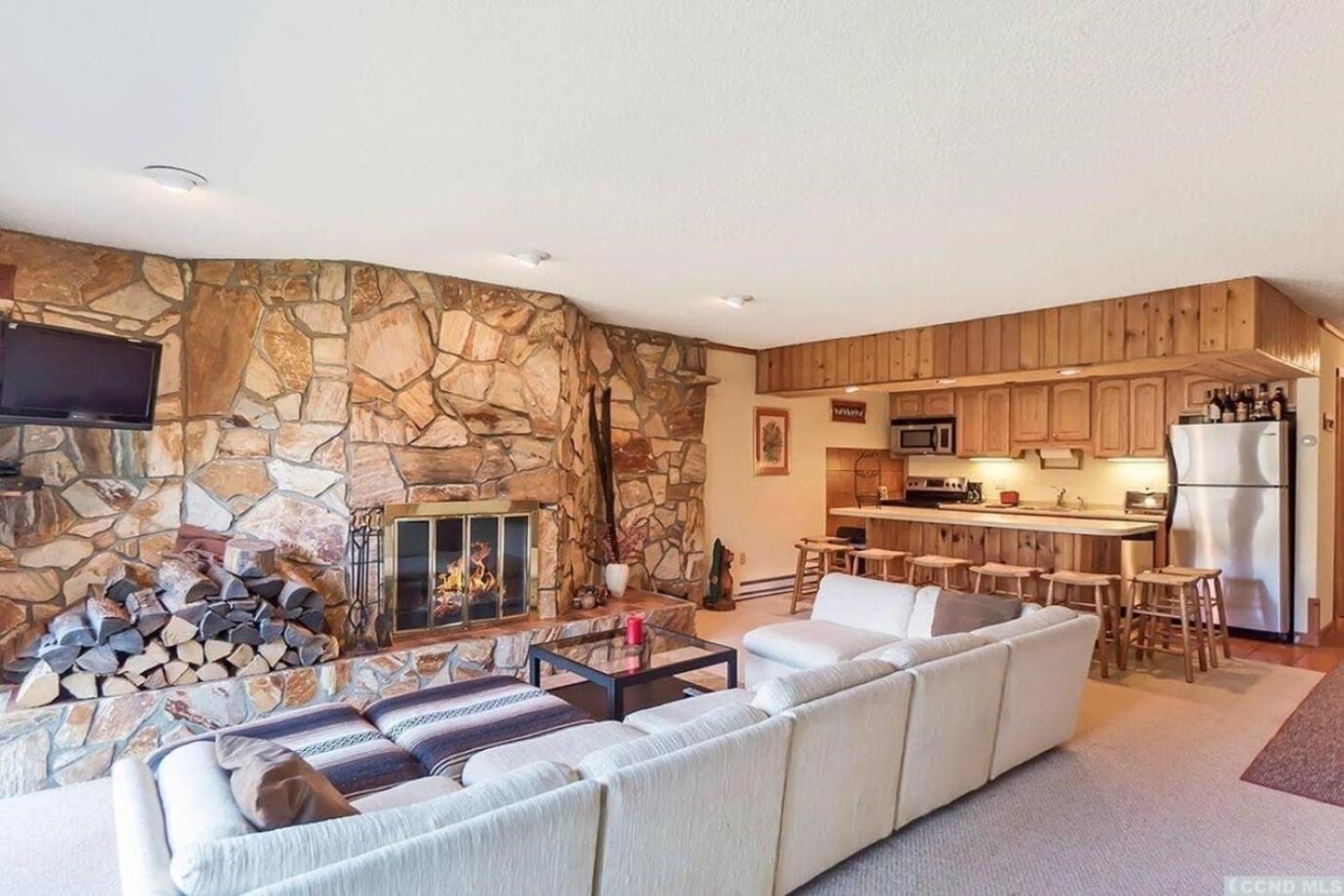 Spectacular Catskills 4 Bedroom Vacation Oasis- Gorgeous Hunter Mountain Views! エクステリア 写真